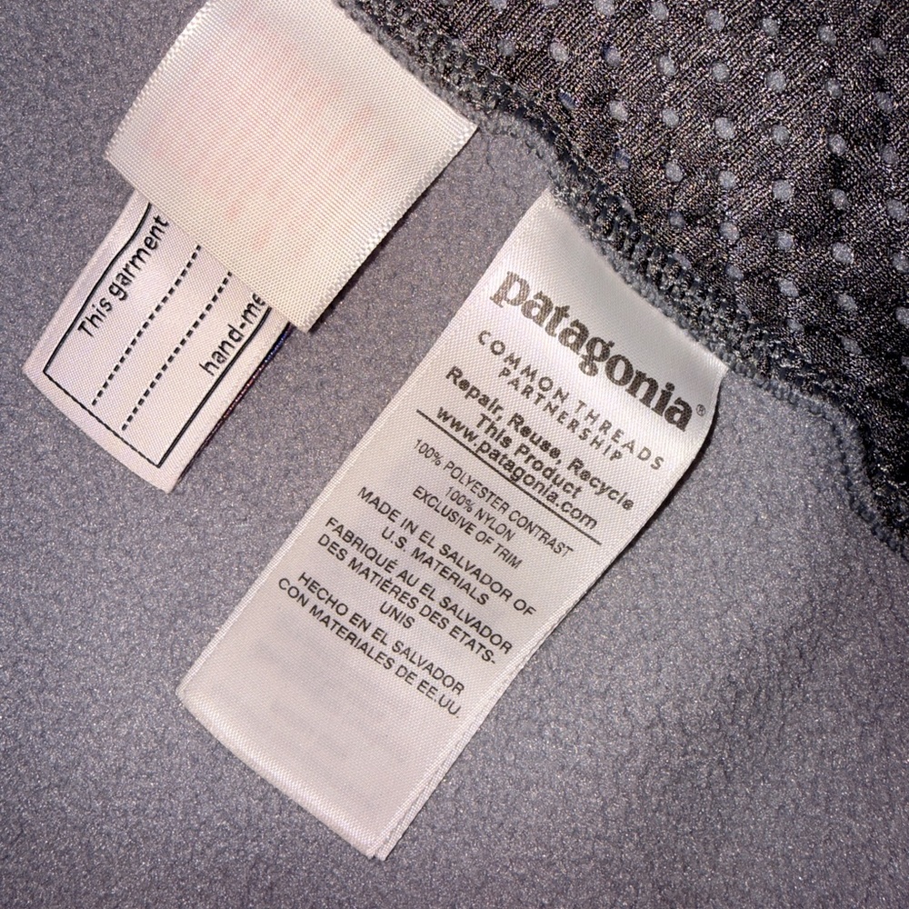 Patagonia Kids Light Gray Hooded Synchilla Full Zip Fleece - small - Picture 5 of 6